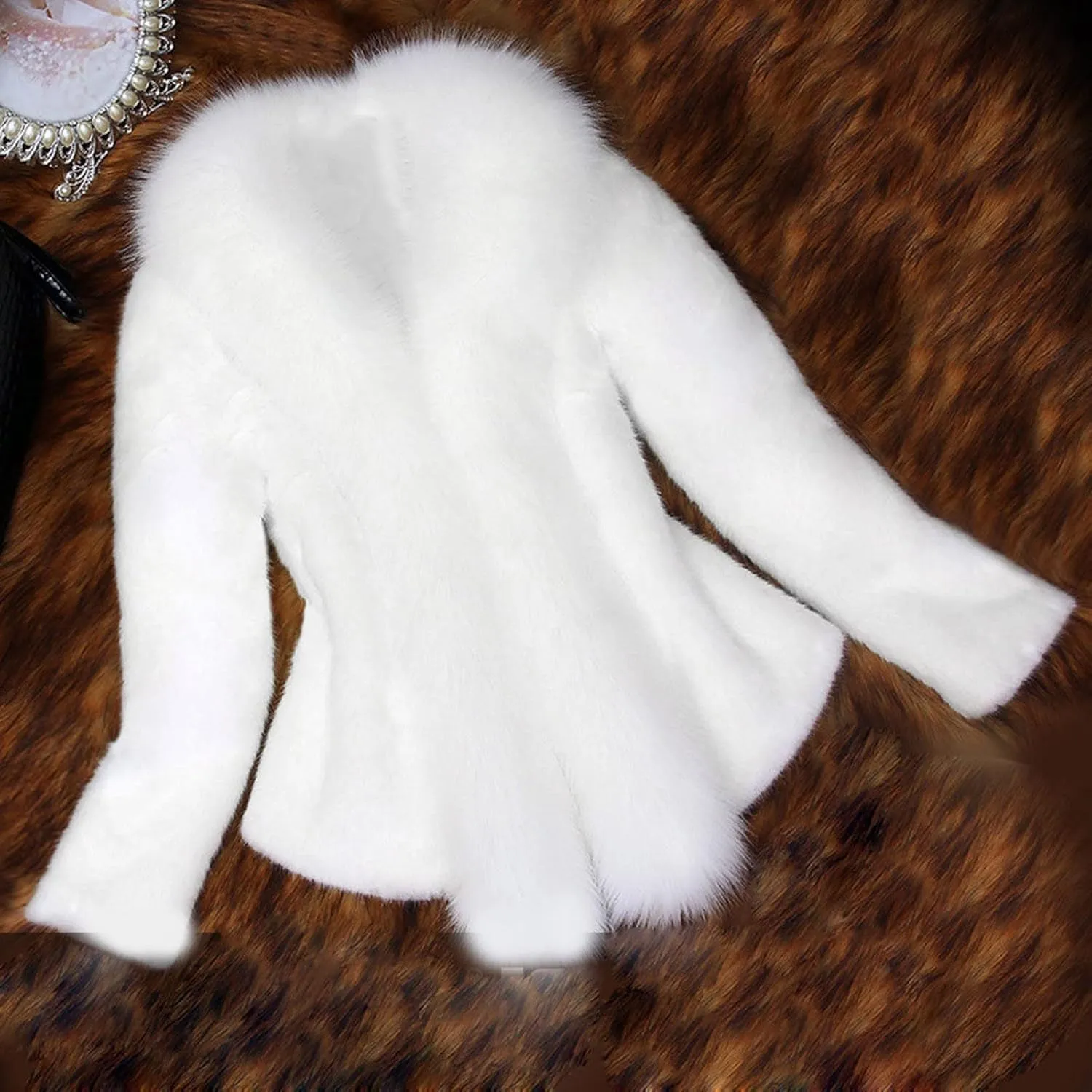 LCMTWX Womens Winter Outerwear Faux Fur Fashion Elegant Coat Pelt Thick Warm Women's Coat Long Sleeve Pockets Shaggy Faux
