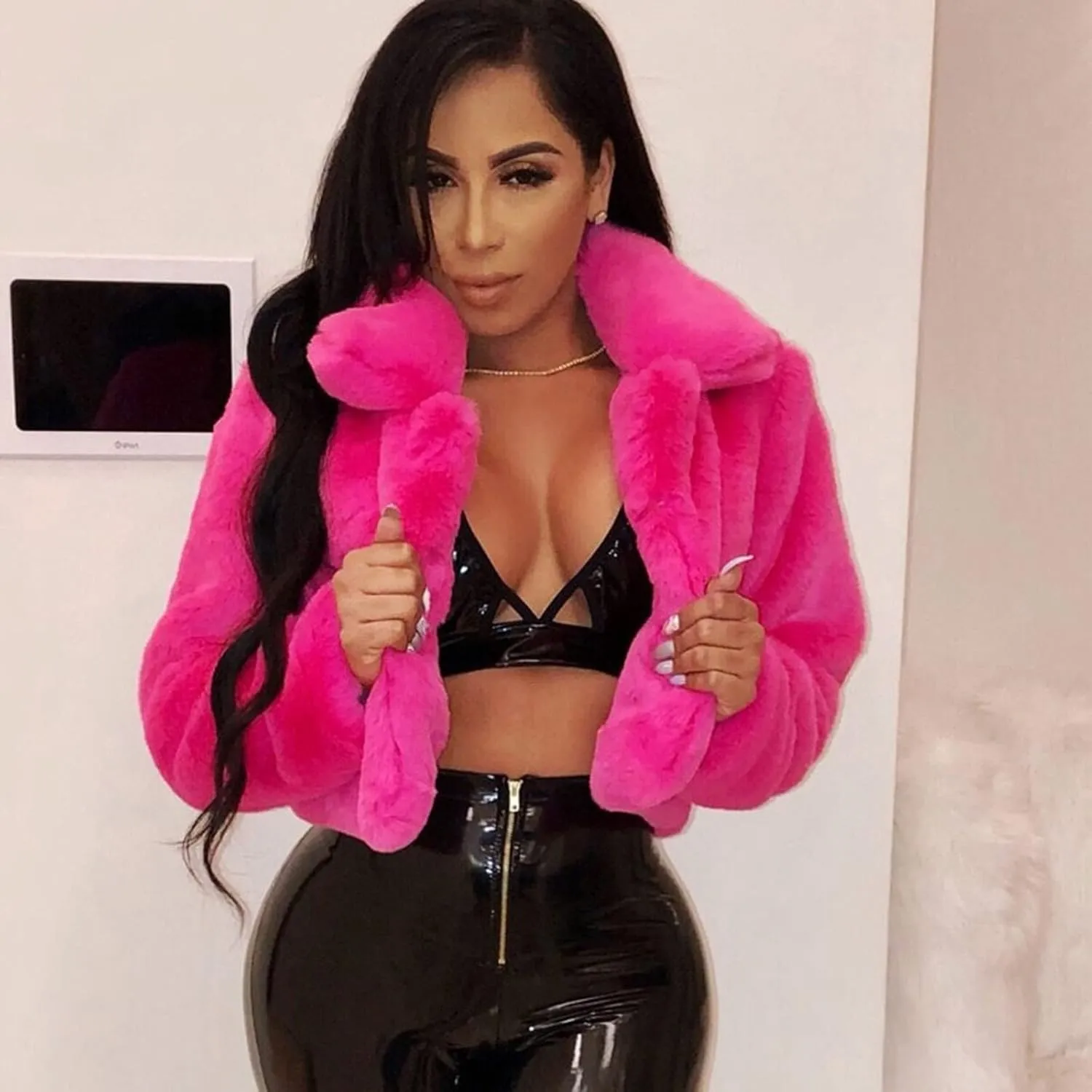 LCMTWX Womens Winter Outerwear Faux Fur Fashion Elegant Coat Pelt Thick Warm Women's Coat Long Sleeve Pockets Shaggy Faux