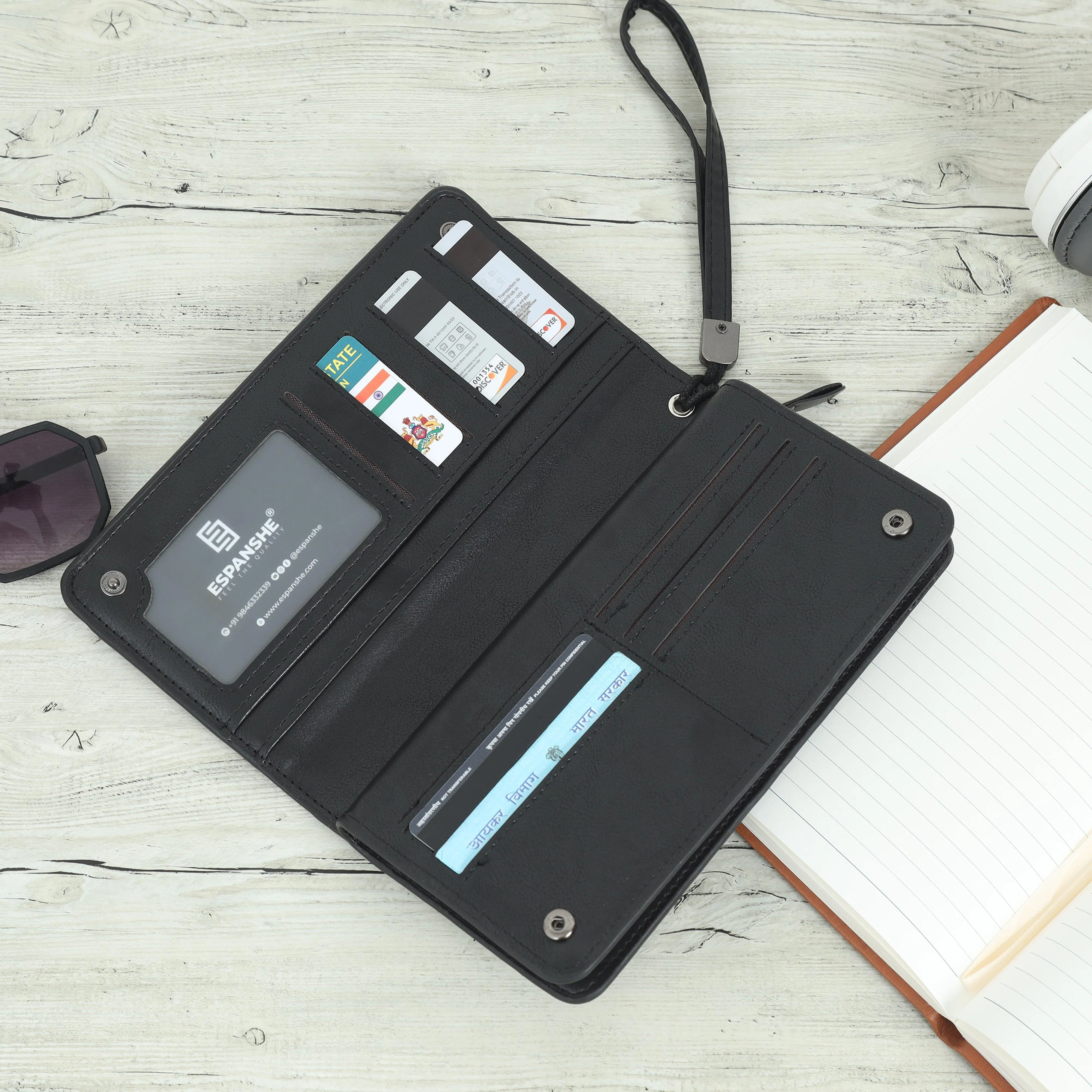 Leather Hand Wallet With Pull Out Card Compartment- Black