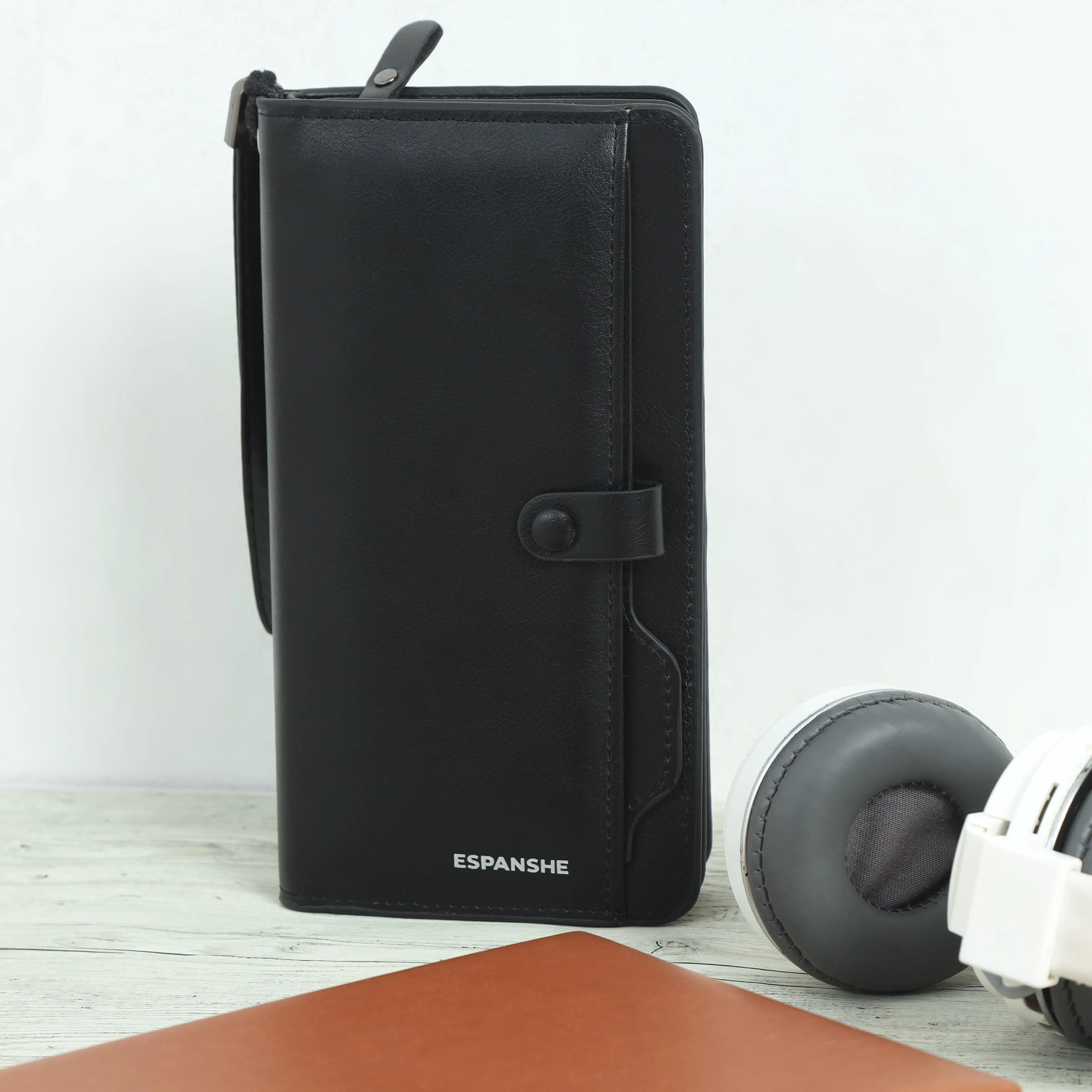 Leather Hand Wallet With Pull Out Card Compartment- Black