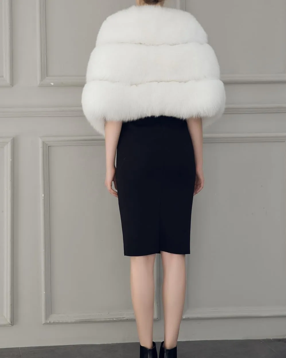 UMREN Women's Luxury Party Faux Fox Fur Long Shawl Cloak Cape for Winter