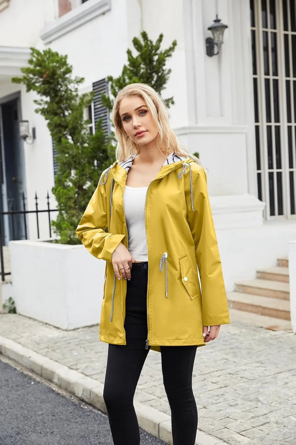 Womens Raincoat Waterproof Hooded Trench Coats Lined Windbreaker Active Travel Jacket with Pockets for Outdoor