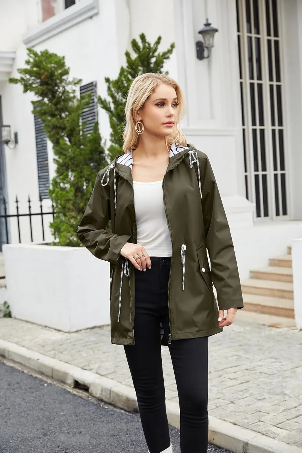 Womens Raincoat Waterproof Hooded Trench Coats Lined Windbreaker Active Travel Jacket with Pockets for Outdoor