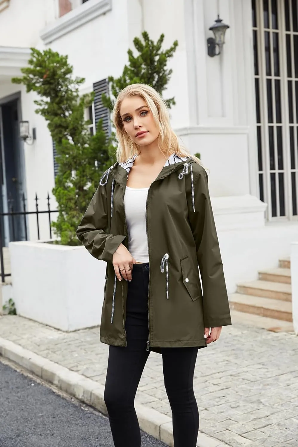 Womens Raincoat Waterproof Hooded Trench Coats Lined Windbreaker Active Travel Jacket with Pockets for Outdoor