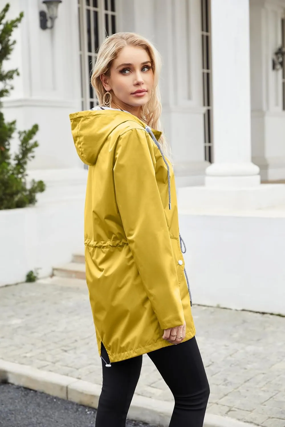 Womens Raincoat Waterproof Hooded Trench Coats Lined Windbreaker Active Travel Jacket with Pockets for Outdoor