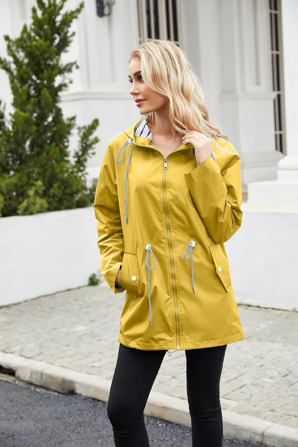 Womens Raincoat Waterproof Hooded Trench Coats Lined Windbreaker Active Travel Jacket with Pockets for Outdoor