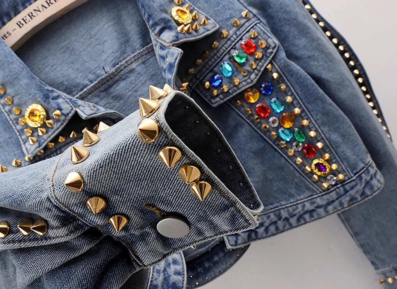 Women's Retro Rivet Long Sleeve Denim Jacket Colored Rhinestone Denim Jacket