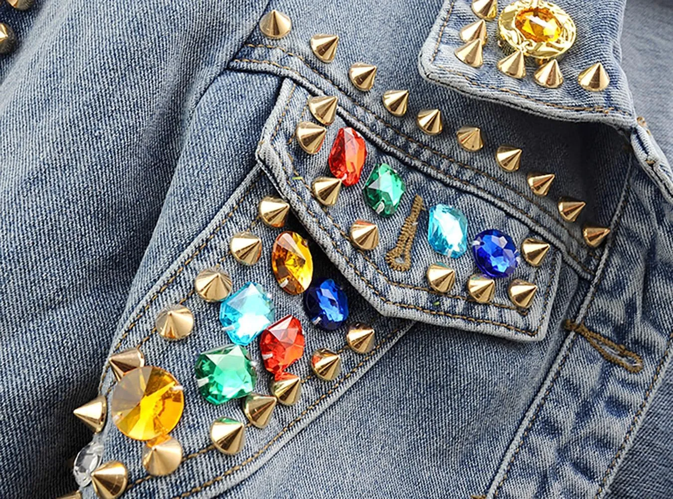 Women's Retro Rivet Long Sleeve Denim Jacket Colored Rhinestone Denim Jacket
